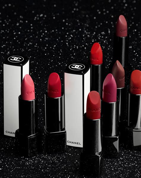 Rouge Allure Velvet Nuit Blanche collezione di rossetti 